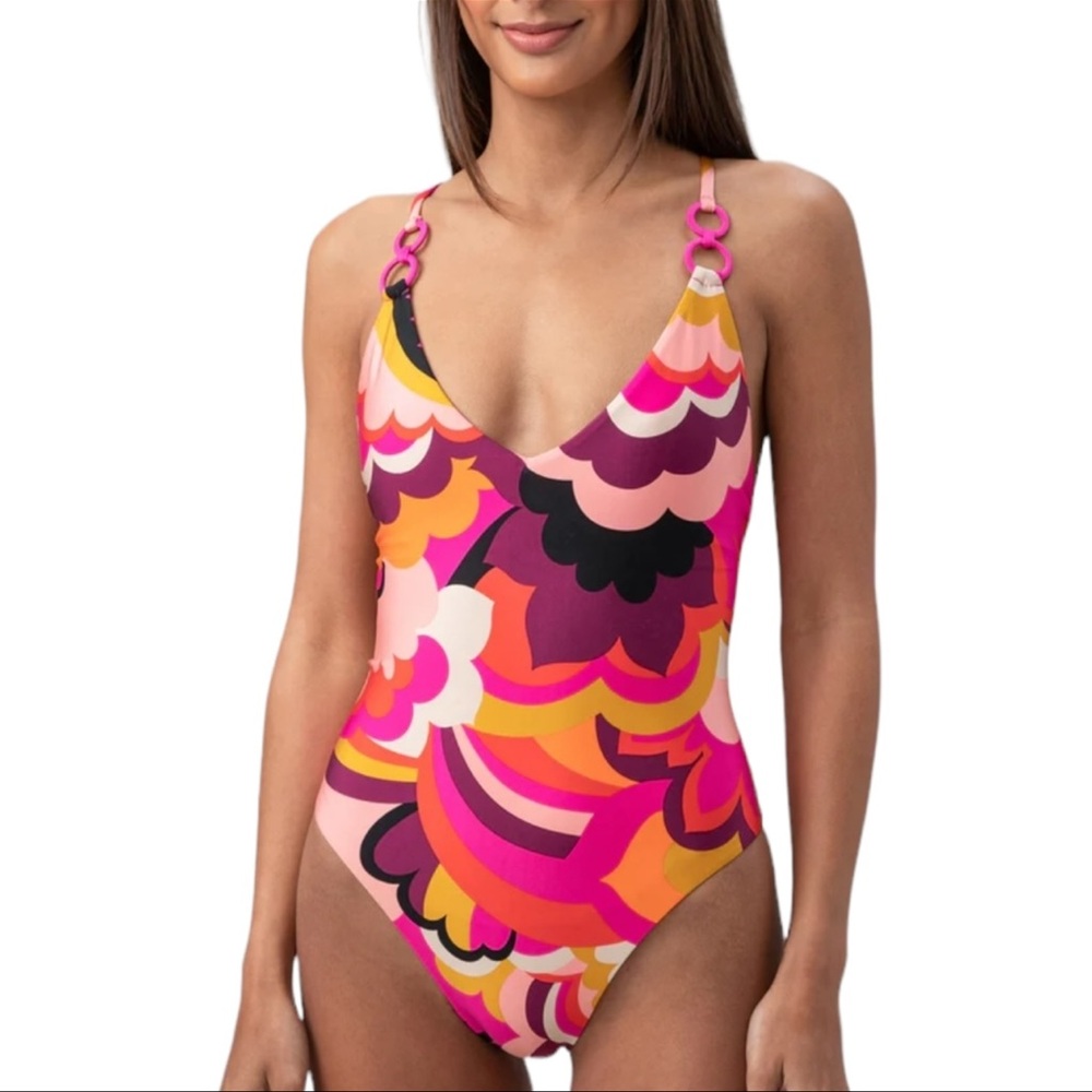 130. Women's Trina Turk Fan Faire Twist Back Maillot Top One Piece Swimsuit NWT